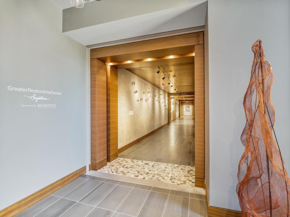 Bluebird Suites At Reston Town Center Exterior foto